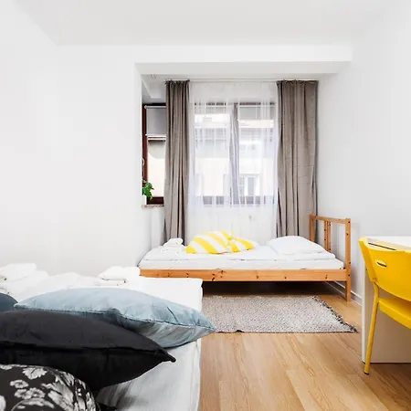 Apartament Pretty 4 Bedroom X Parking Spot X Center - By Upstairs Kraków