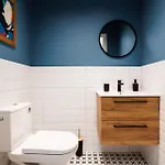 شقة Pretty 4 Bedroom In Center - By Upstairs كراكوفيا