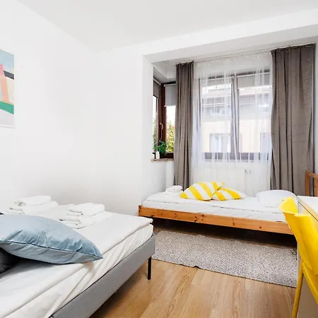 Apartamento Pretty 4 Bedroom In Center - By Upstairs *